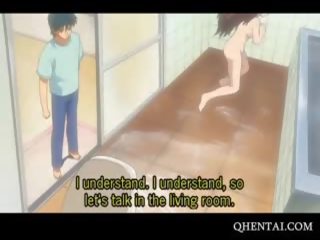 Hentai enchantress pillada masturbándose en la ducha