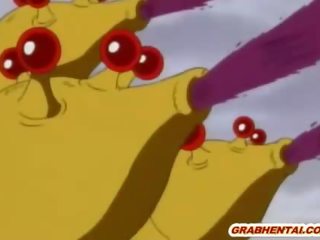 Hentai kanak-kanak perempuan menangkap dan panas menggerudi oleh raksasa tentacles